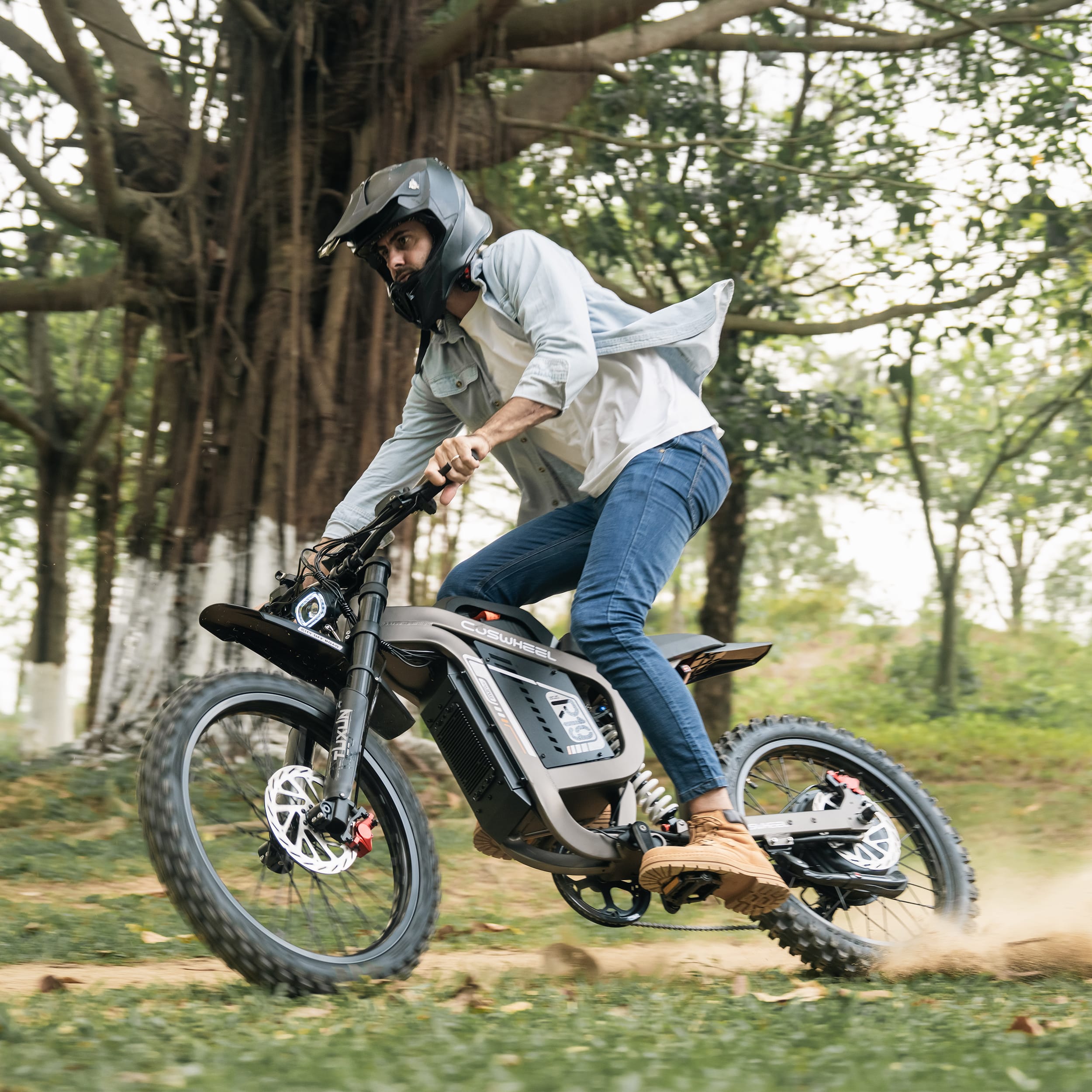 COSWHEEL R19 e dirt bike on trail