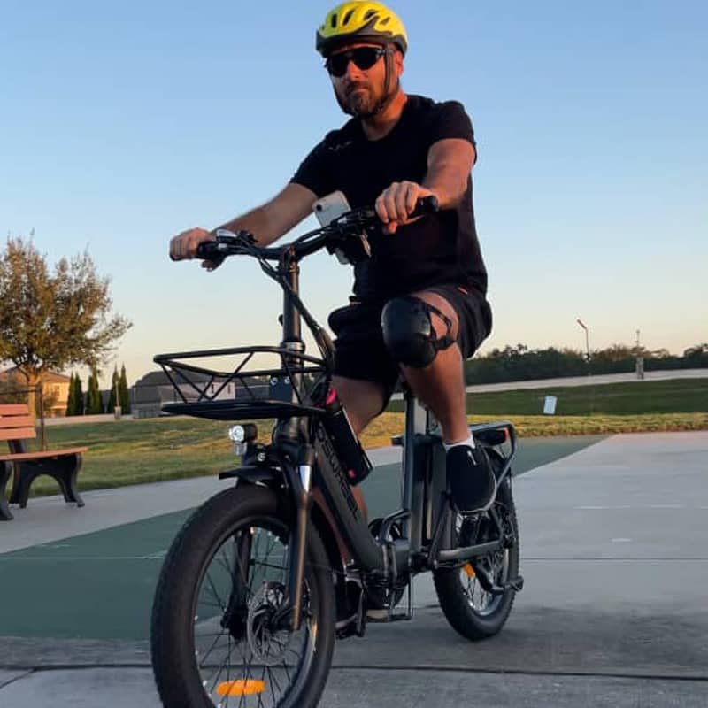 COSWHEEL Y20L commuter electric bike